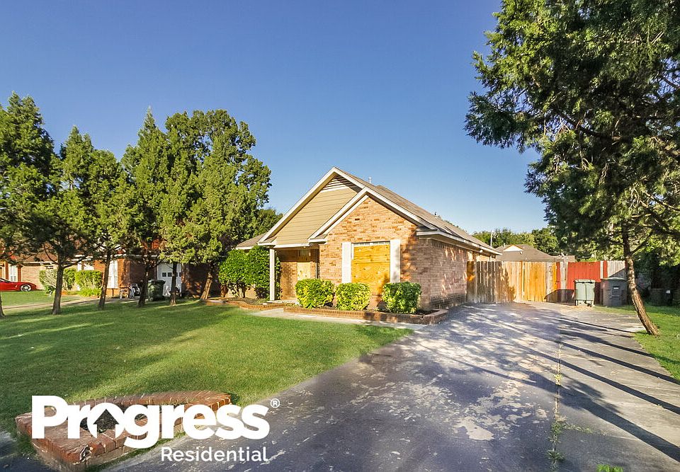 1st image of 2522 Parkview Dr