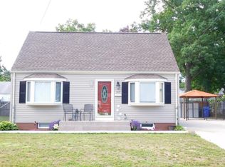 143 Melville St, Springfield, MA 01104