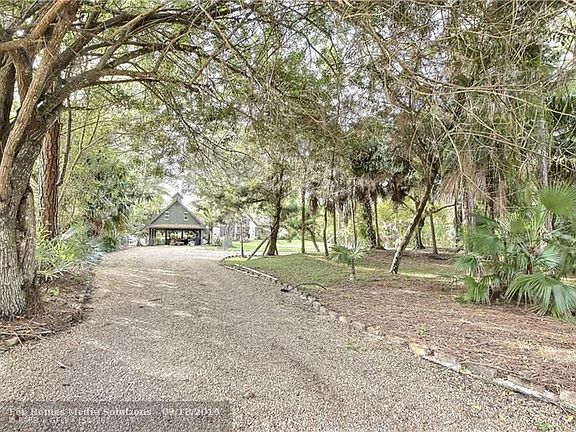 2nd image of 6061 NW 69th Way