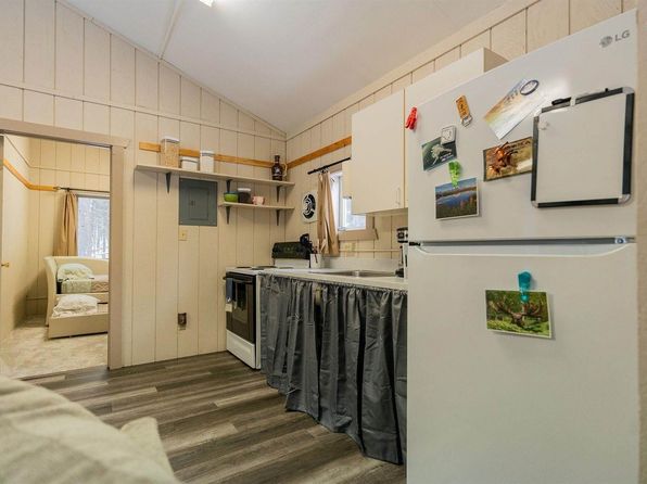 fairbanks-alaska-2067850568 picture