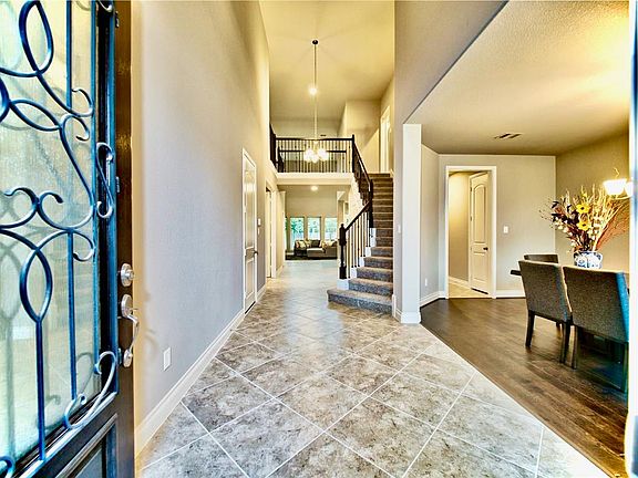 4th image of 3304 Rock River Ct