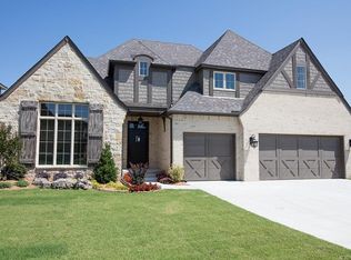 12813 S Ash Ave, Jenks, OK 74037