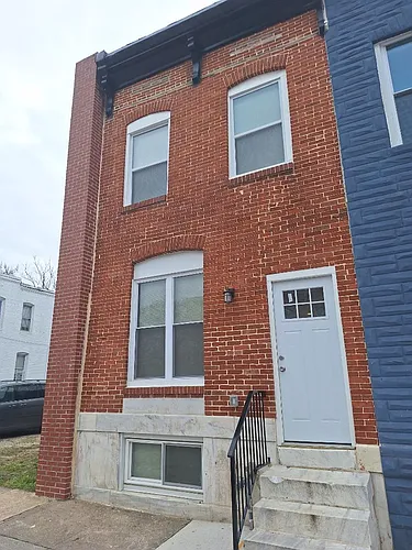 2305 E Madison St #3 Photo 1