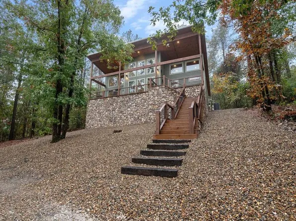 317 Red Berry Trl, Broken Bow, OK 74728