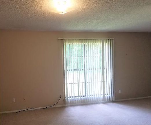 2nd image of 1905 Jean St #11