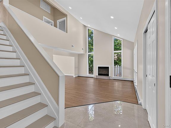 3rd image of 96 Chestnut Street