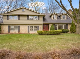 18160 Chevy Chase St, Brookfield, WI 53045