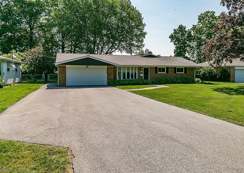 1st image of 6229 Carolyn Dr