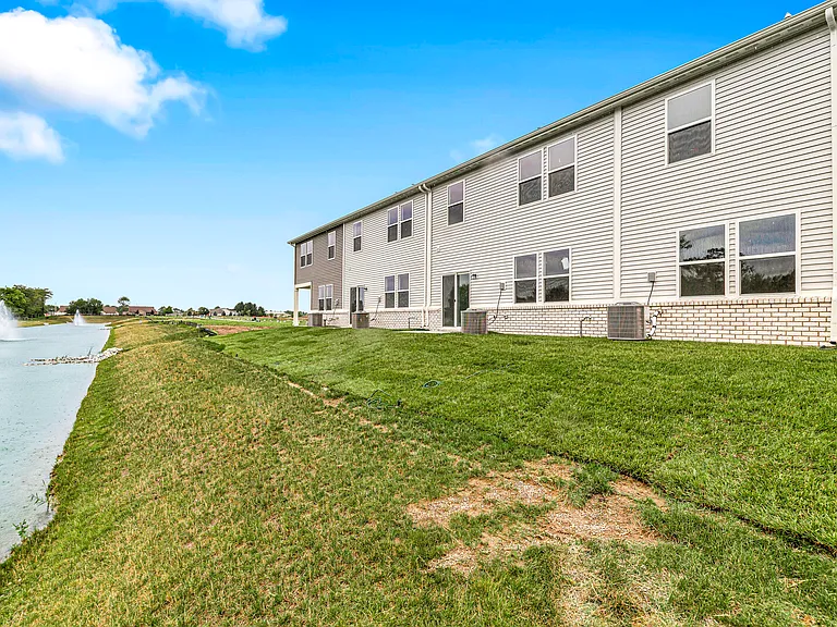 433 Monarch Ln — Photo 34