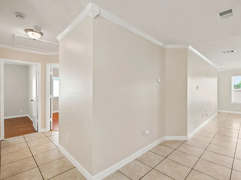 8475 Widgeon Way — Photo 7