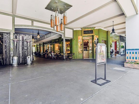 3rd image of 333 Santana Row APT 220