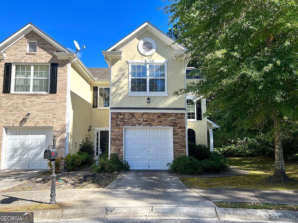 1st image of 829 Biltmore Ct