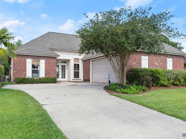 2224 Springlake Dr, Baton Rouge, LA 70810