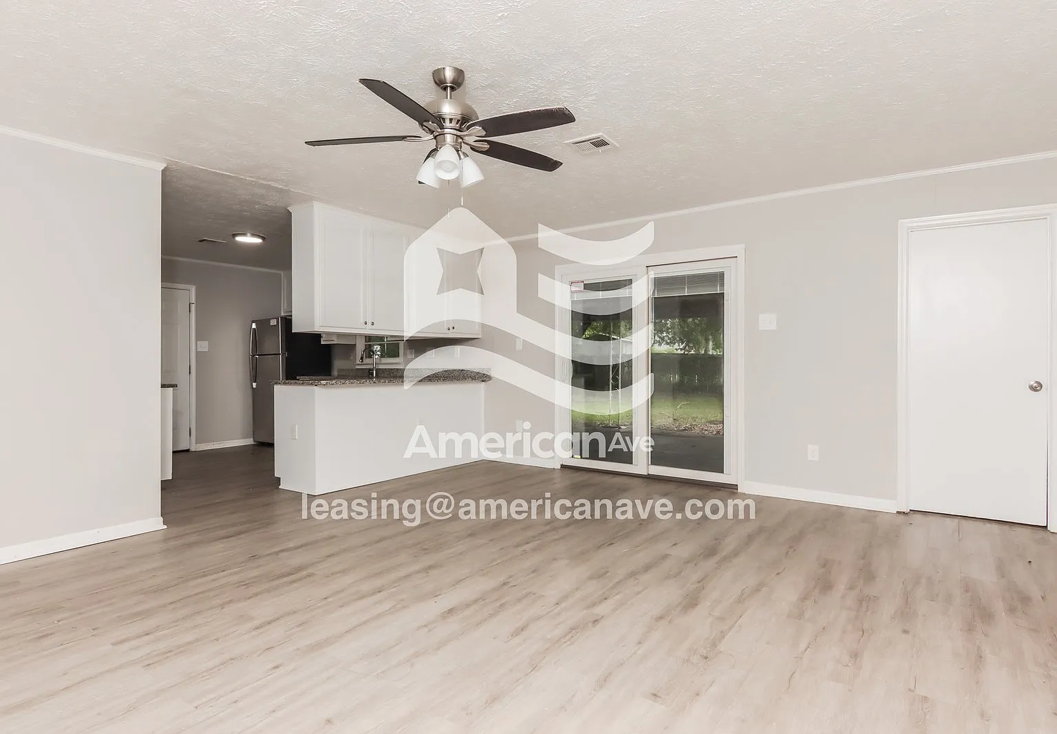 3 bed, 2.0 bath, 1741 sqft, $1,525 — Photo 3