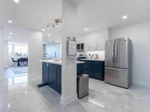 236 Albion Rd #612, Toronto, ON M9W 6A6