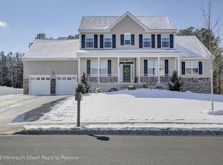 10 Moet Ct, Jackson, NJ 08527