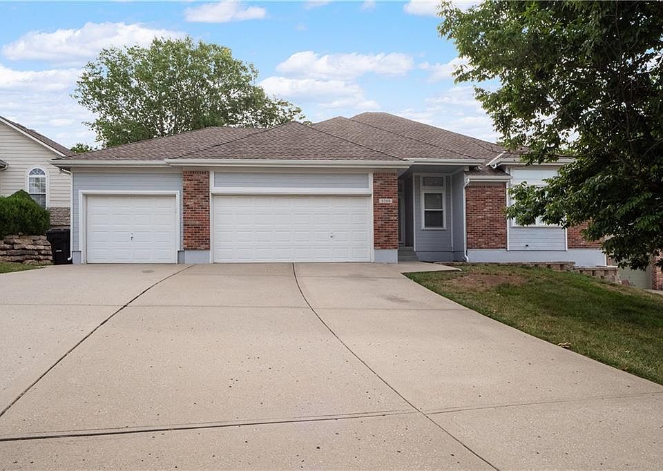 1st image of 3209 Arrowhead Dr