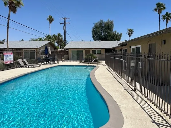 685 E Vista Chino #B6, Palm Springs, CA 92262