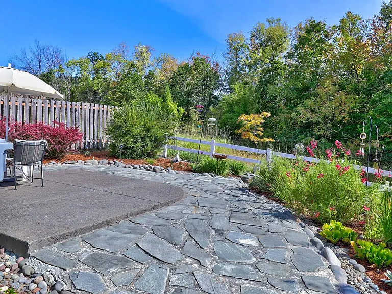 3003 NW Morning Glory Dr — Photo 18