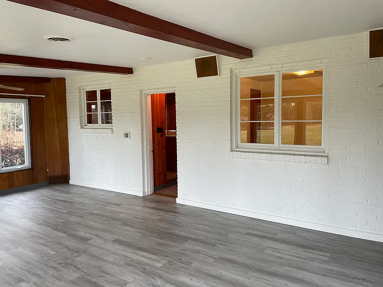 8250 Fox Ridge Rd — Photo 24