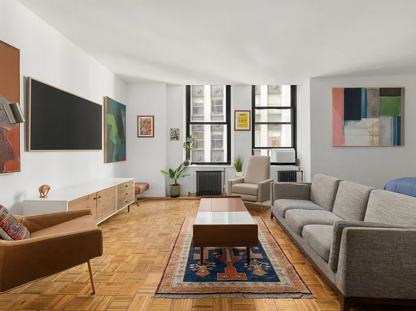 3 Hanover Sq APT 8A, New York, NY 10004