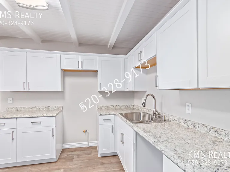 4213 S Lundy Ave — Photo 15