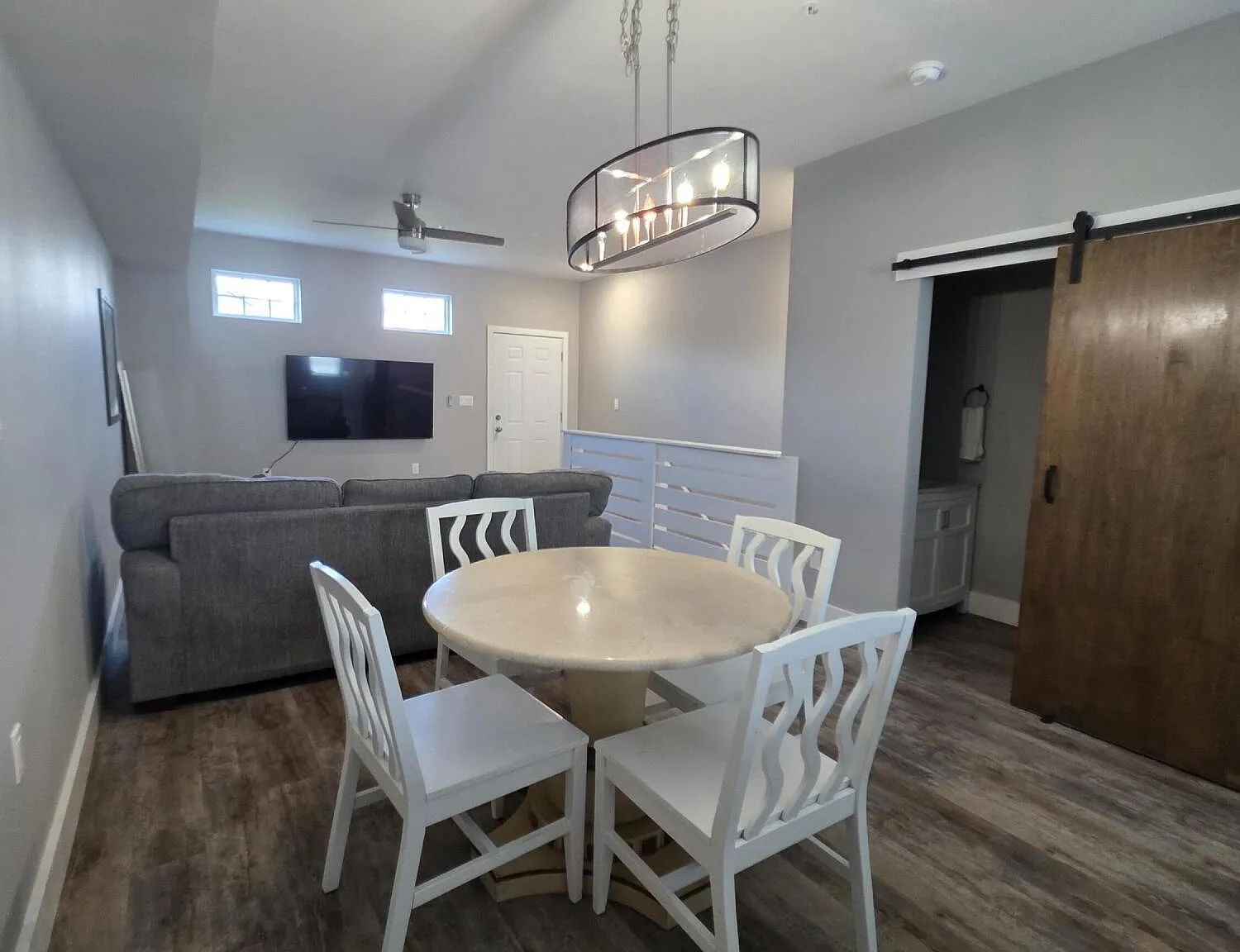 2 bed, 2.5 bath, 1500 sqft, $2,970 — Photo 4