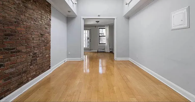 Rented by REAL New York | media 47