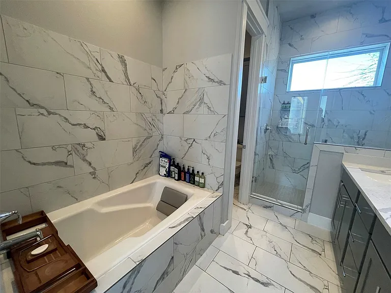 902 Martin St #A — Photo 21