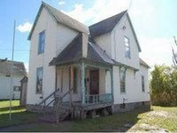 18 Reid St, Gouverneur, NY 13642