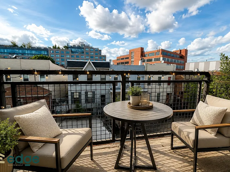 82 Jefferson St #4D — Photo 1