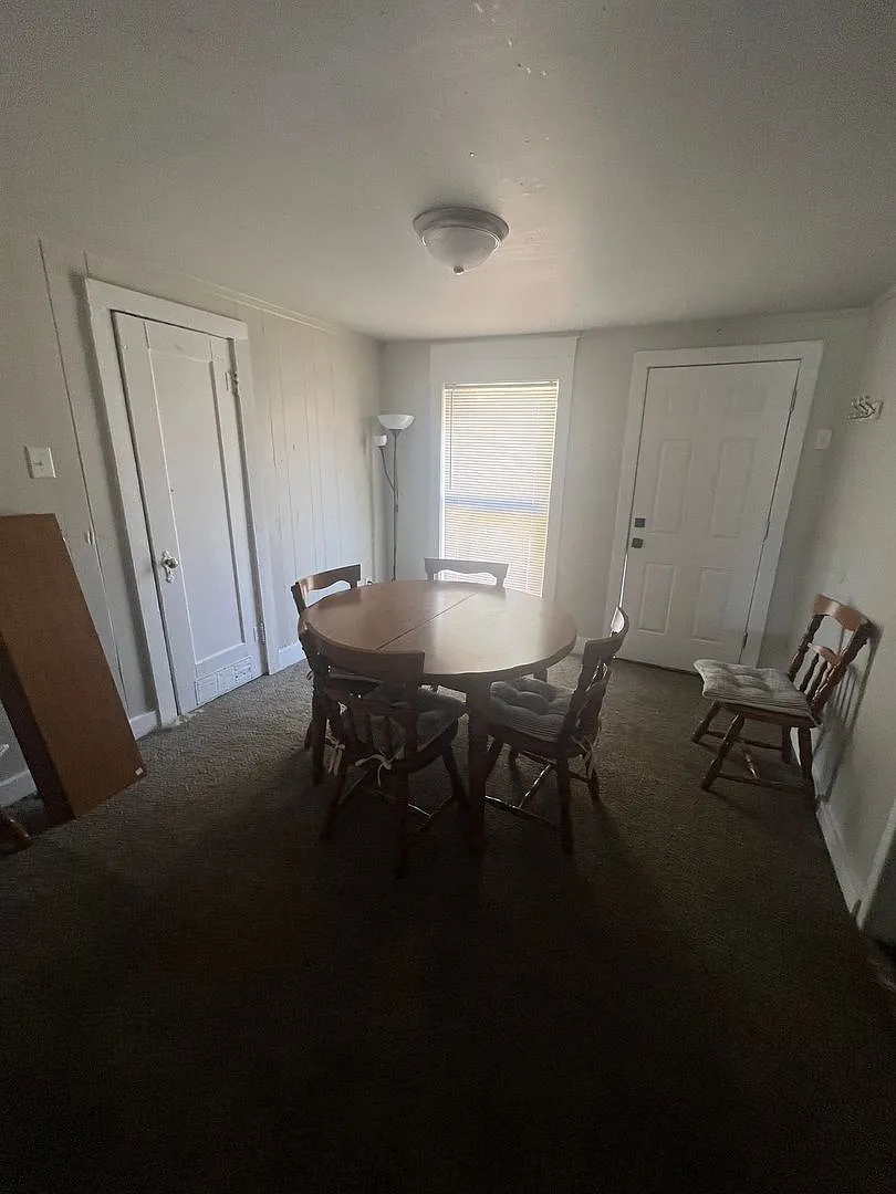 Fully Furnished — Photo 4