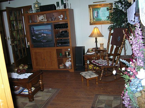 Family rm from front hall 6365 Coleman Dairy Rd.