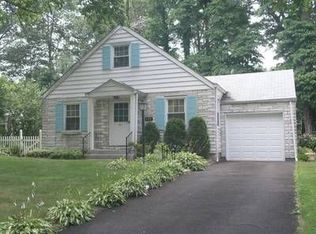 422 Oakridge Ave, North Plainfield, NJ 07063
