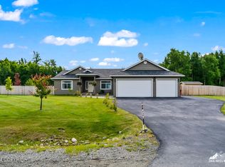 7698 E Sandstone Dr, Wasilla, AK 99654