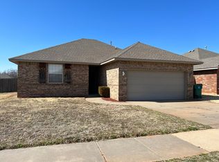 3237 Tenkiller Ct, Yukon, OK 73099