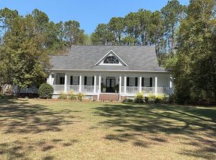 102 Elliswood Dr, Statesboro, GA 30458