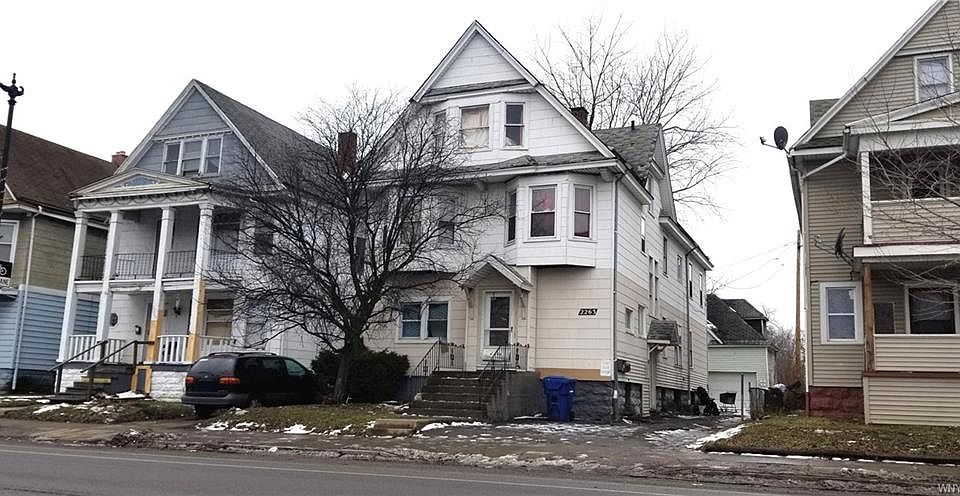 1st image of 2263 S Park Ave APT 1