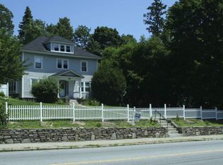 1009 Pleasant St, Worcester, MA 01602