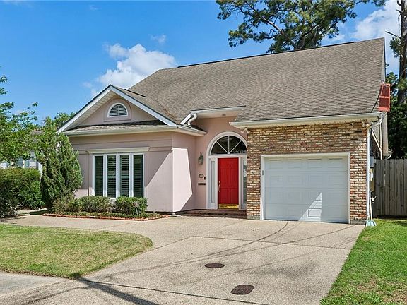 2nd image of 7 Althea Ln