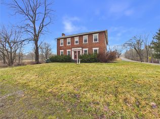 3698 Frew Mill Rd, New Castle, PA 16101
