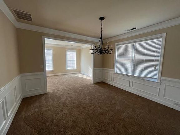 3rd image of 712 Baugh Springs Ln