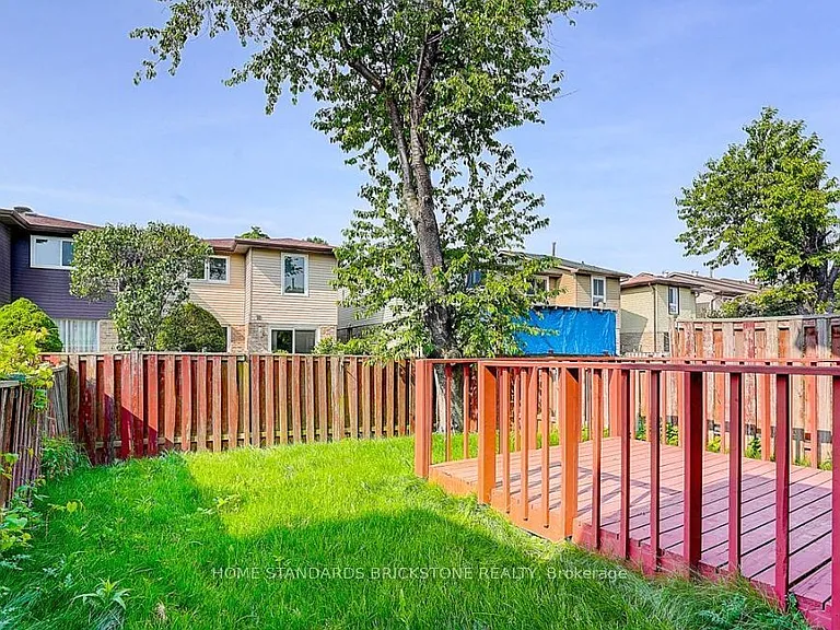 24 Barrington Cres #BASEMENT — Photo 13
