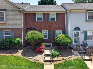 2962 Saint Marks Rd APT E, Winston Salem, NC 27103
