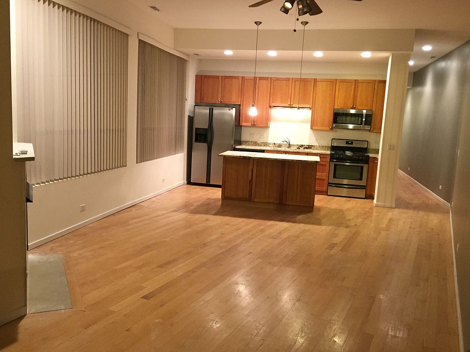 1st image of 1001 N Milwaukee Ave Ste 3