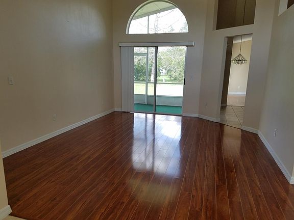 3rd image of 5419 Deerfoot Ct