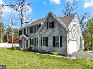 321 N Middletown Rd, Media, PA 19063