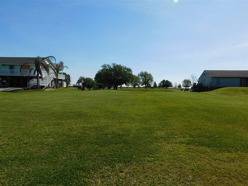 2nd image of 5583 Grand Caillou Rd