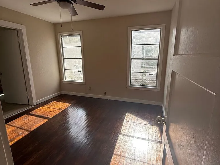 2337 Broadway Dr — Photo 12