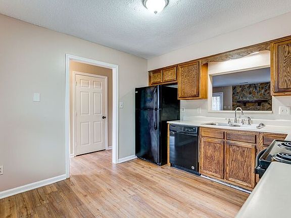 4th image of 1017 Glendale Dr APT 55